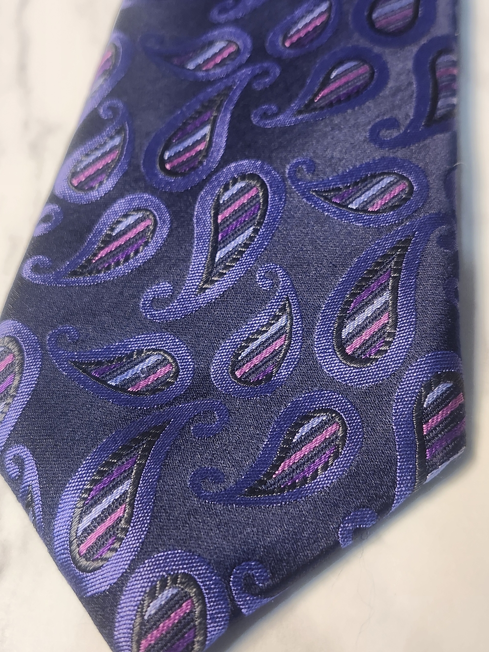 XMI Platinum 100% Silk Paisley Necktie Blue & Purple Premium Luxury Made in USA